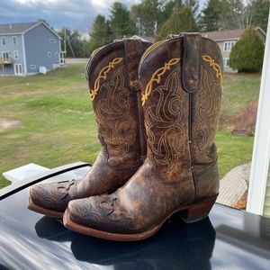 Tony Lama cowgirl boots